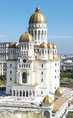 "Собор спасения нации", патриарший собор Румынской православной церкви в честь Вознесения Господня и апостола Андрея Первозванного. Бухарест, Румыния